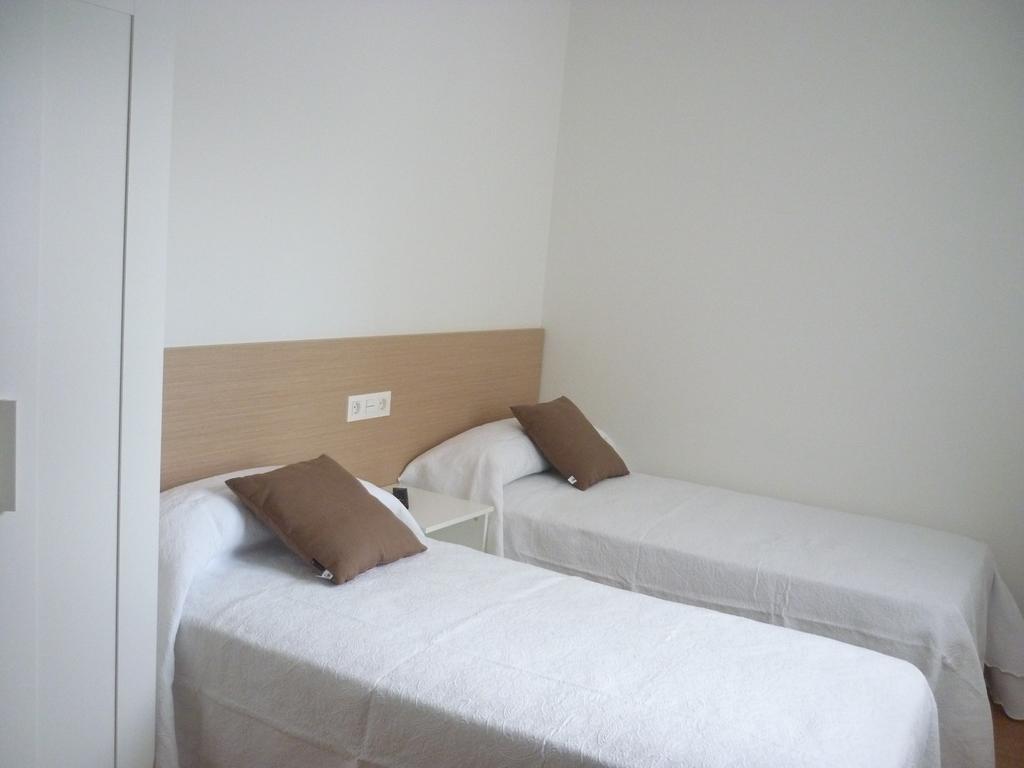 Pension-Albergue Puente Ribeira Саррия Номер фото